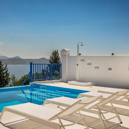 Camelia-iris Sunset Villa